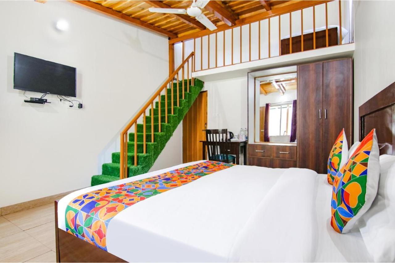 Lake View Bhimtal Hotel Kültér fotó
